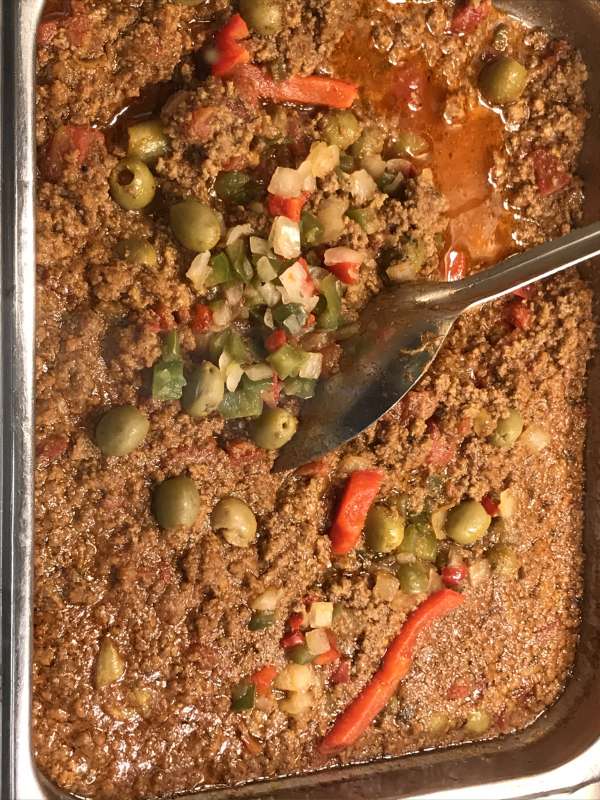 Ground beef/ picadillo a la Habanera tray feeds 60