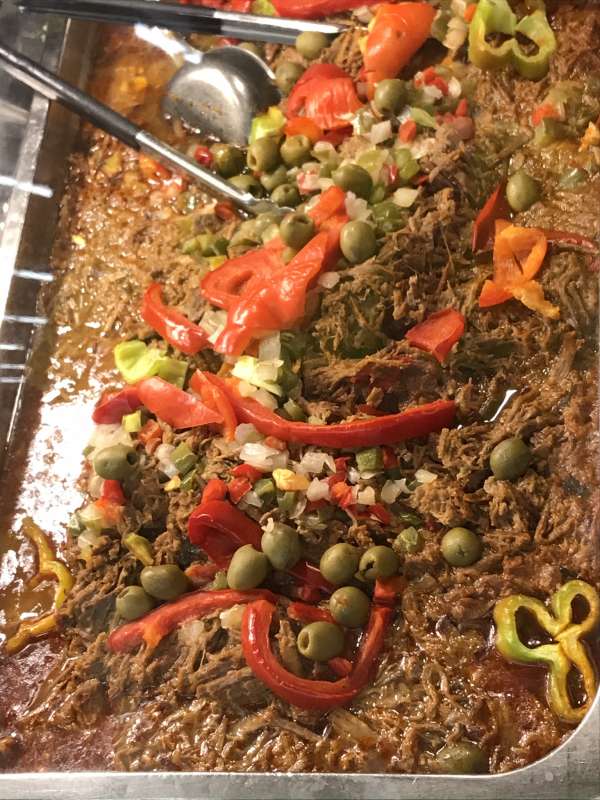 Ropa Vieja Entomatada Feeds 50